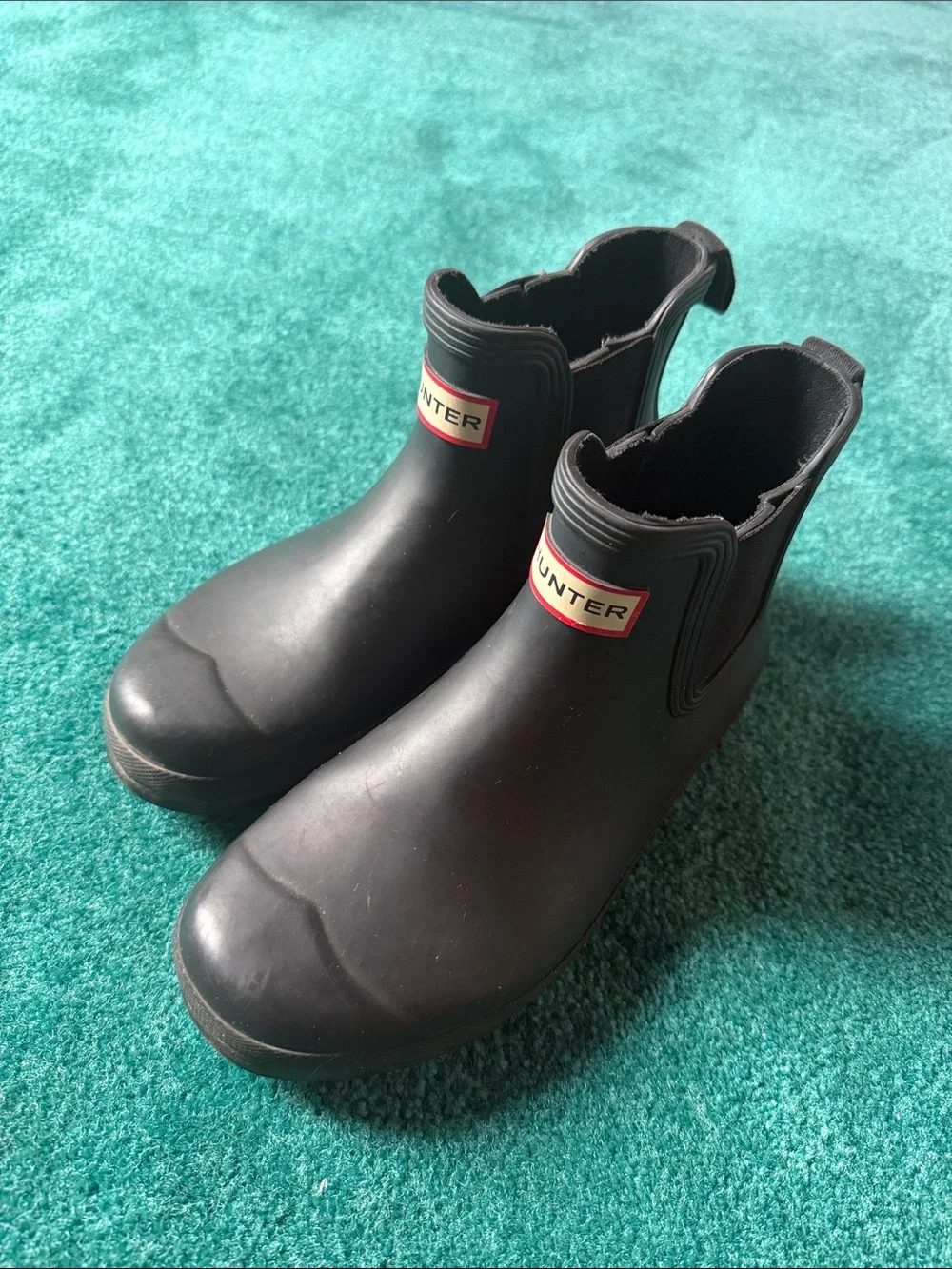 Hunter Black Chelsea Short Rain Boots Sz y